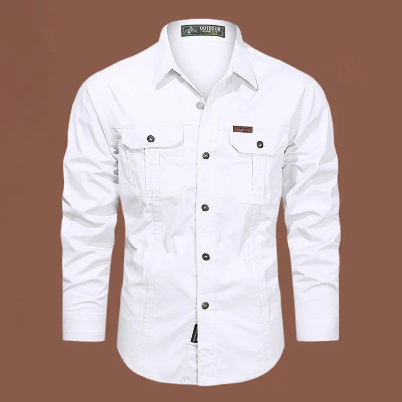 Cargo-Shirt – Langärmliges Herrenhemd mit Knöpfen und Taschen-HauteBerlin