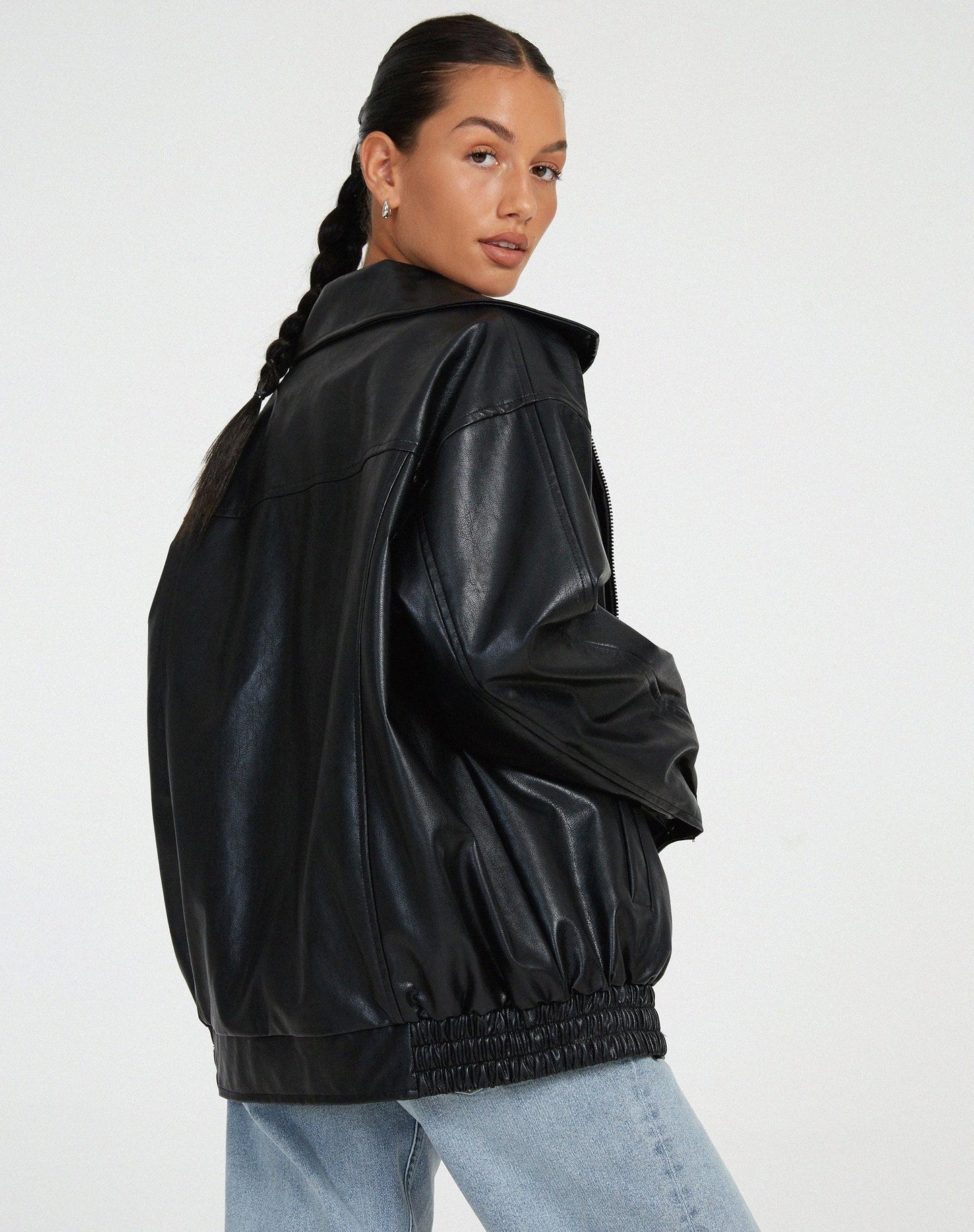 Lederbomberjacke - Schwarze Lederjacke in Übergröße für Frauen-HauteBerlin