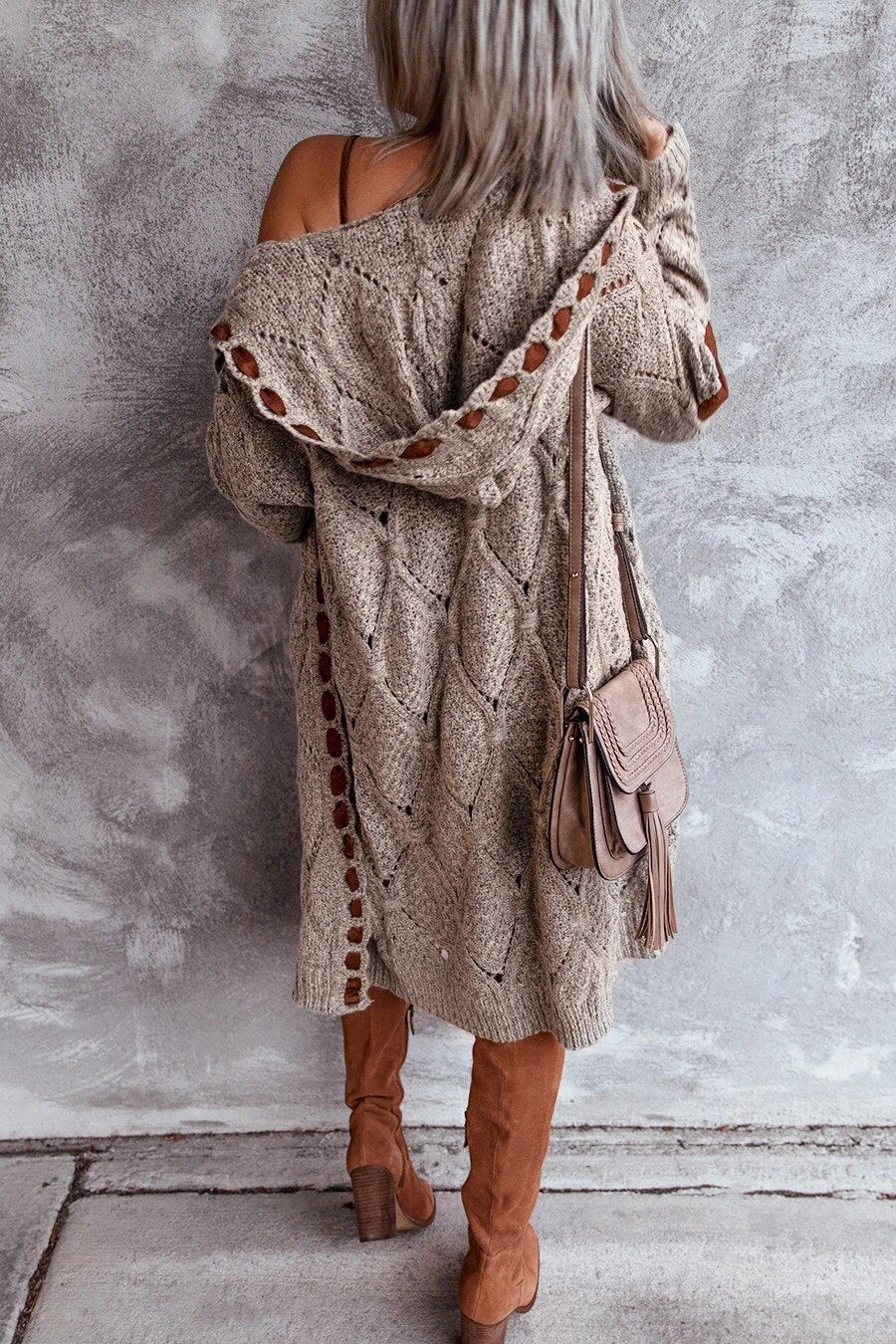 Strickjacke Damen | Lang | Kapuze | Grobstrick-HauteBerlin