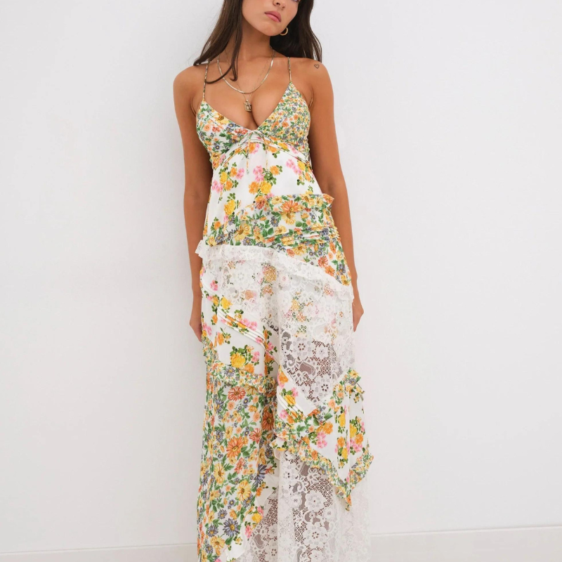 Blumenkleid | Rückenausschnitt | V-Ausschnitt | Maxikleid | Sommerkleid-HauteBerlin