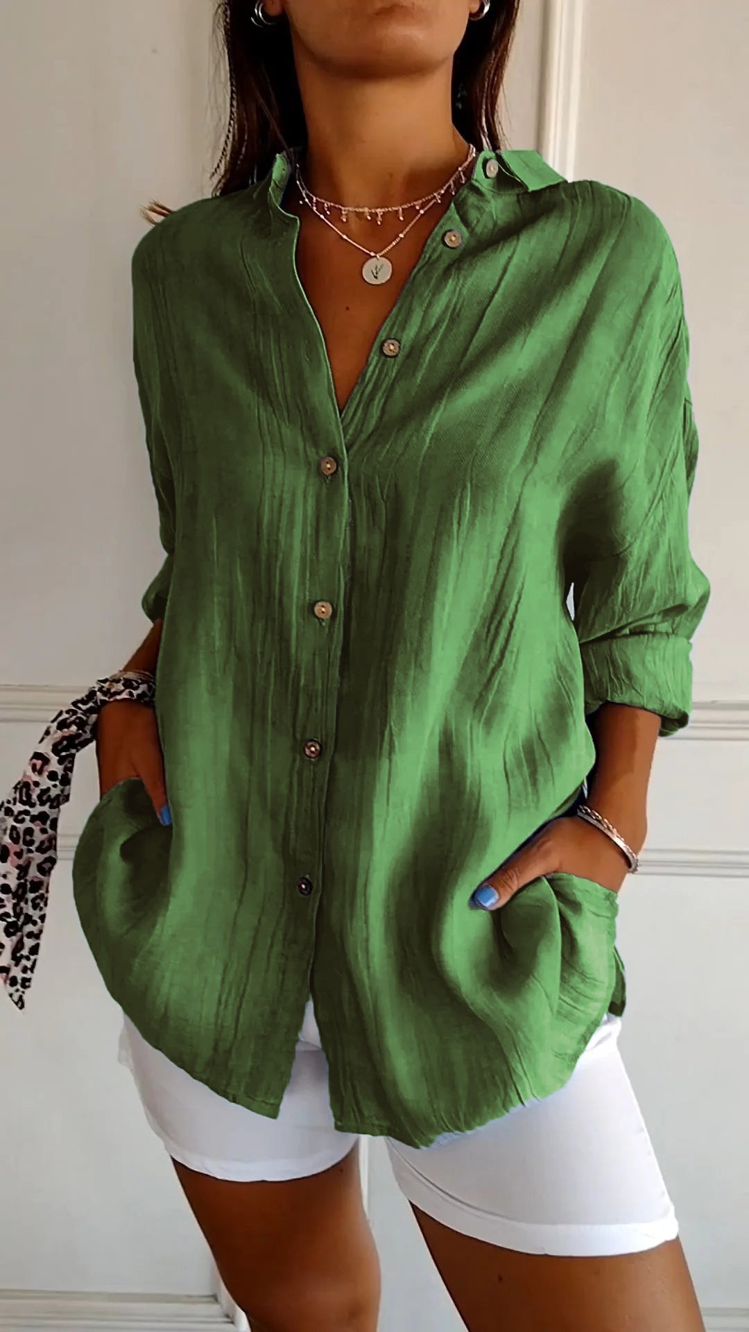 Bluse | Leicht | Langarm | Damen-Hemdbluse mit Knopfleiste-HauteBerlin