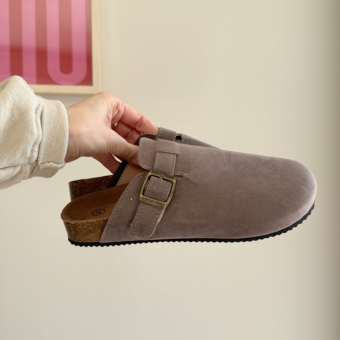 Clogs Damen | Pantoletten in Wildlederoptik | Korkfußbett-HauteBerlin