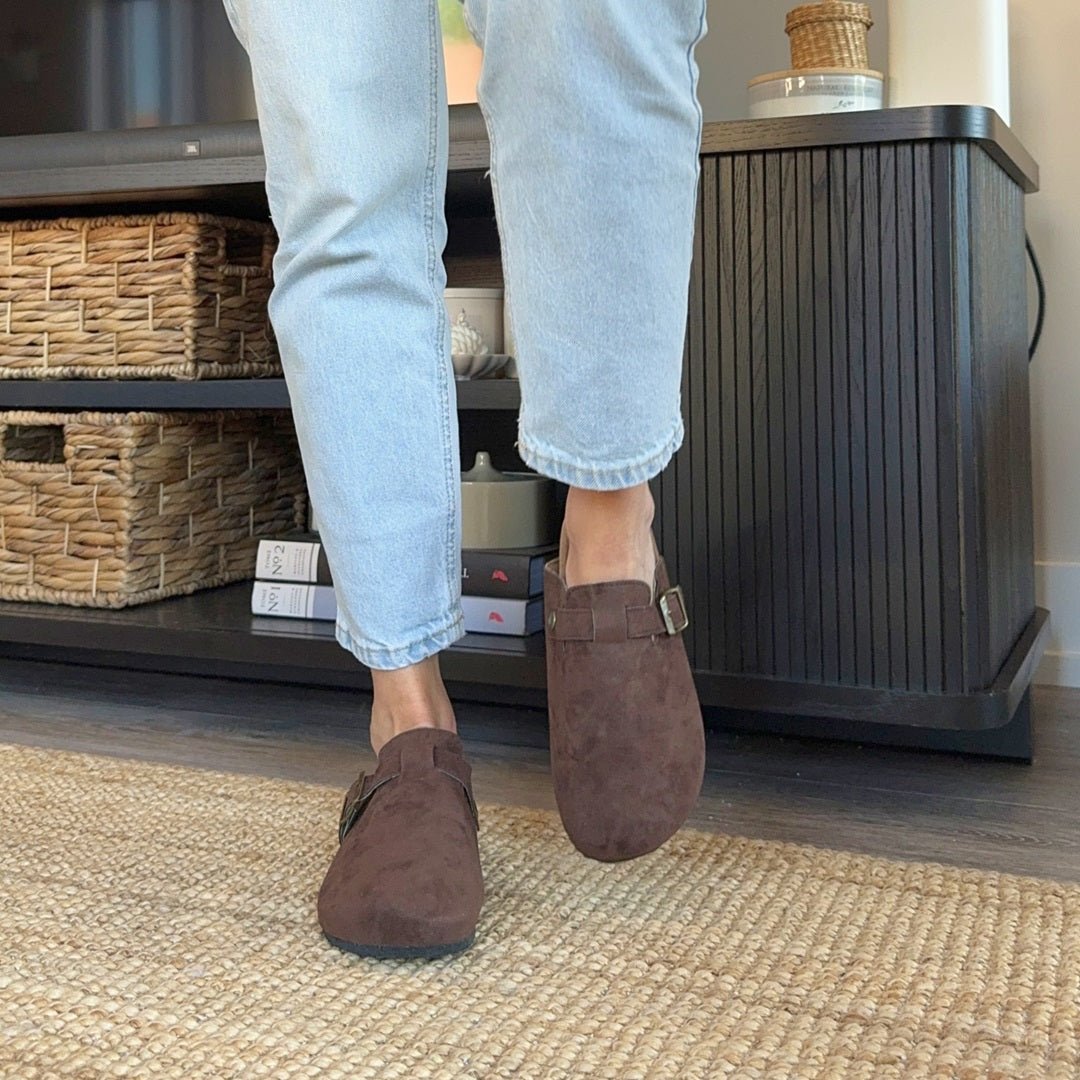 Clogs Damen | Pantoletten in Wildlederoptik | Korkfußbett-HauteBerlin