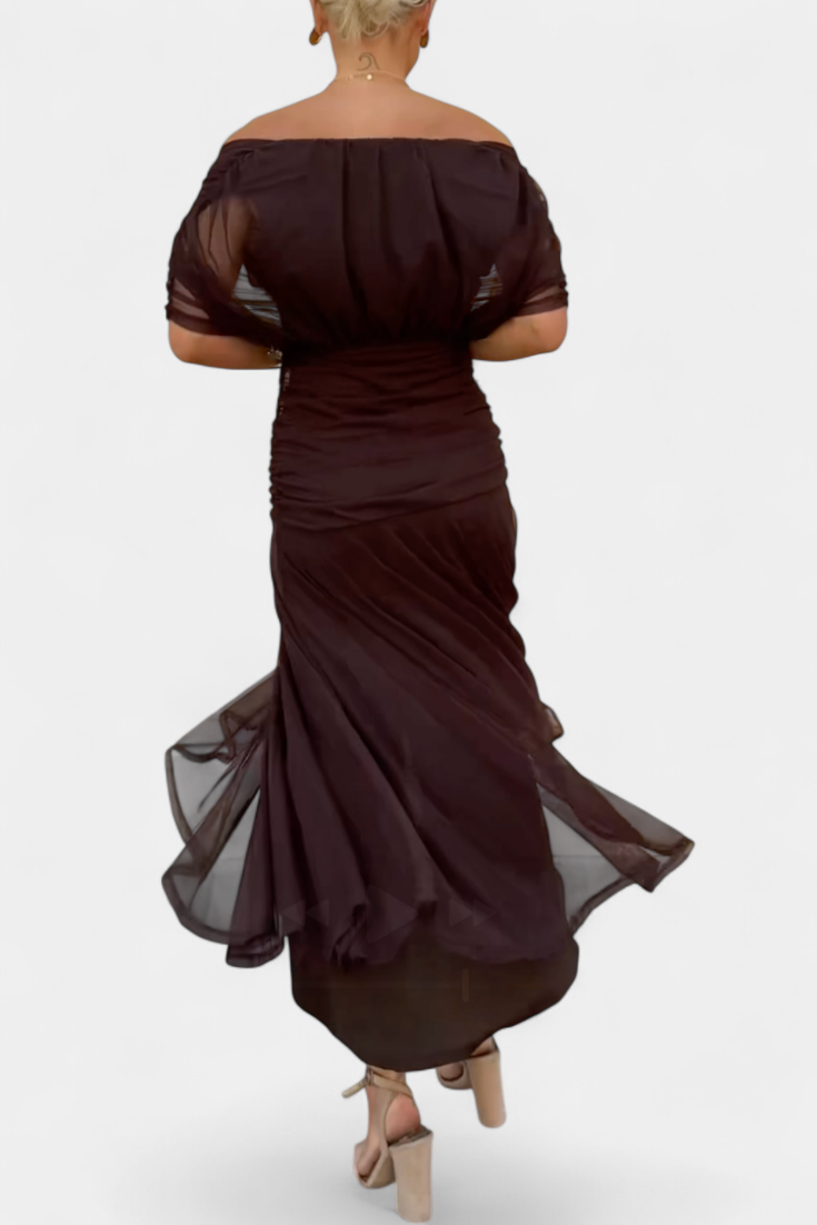 Cocktailkleid – Elegant – Fließend – Schulterfreies Kleid – Maxikleid-HauteBerlin