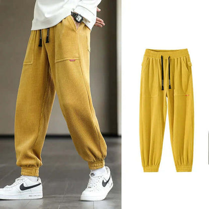 Cord-Jogginghose | Locker sitzend | Kordelzug | Jogginghose | Herrenhose-HauteBerlin