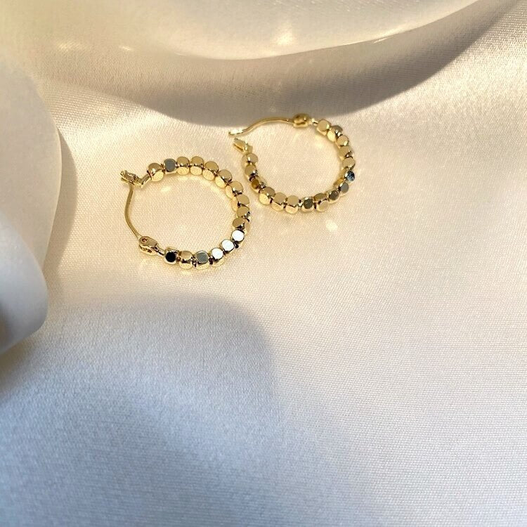 Creolen Damen | Kugel Design | Gold oder Silber-HauteBerlin
