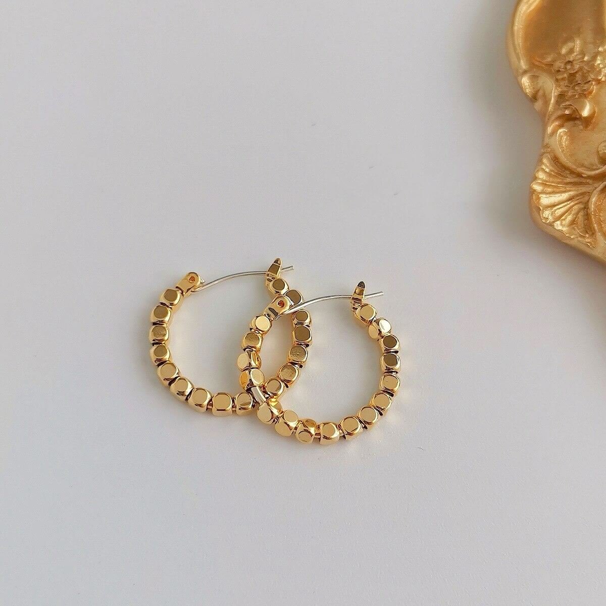 Creolen Damen | Kugel Design | Gold oder Silber-HauteBerlin
