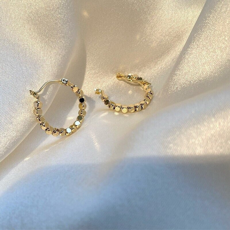 Creolen Damen | Kugel Design | Gold oder Silber-HauteBerlin
