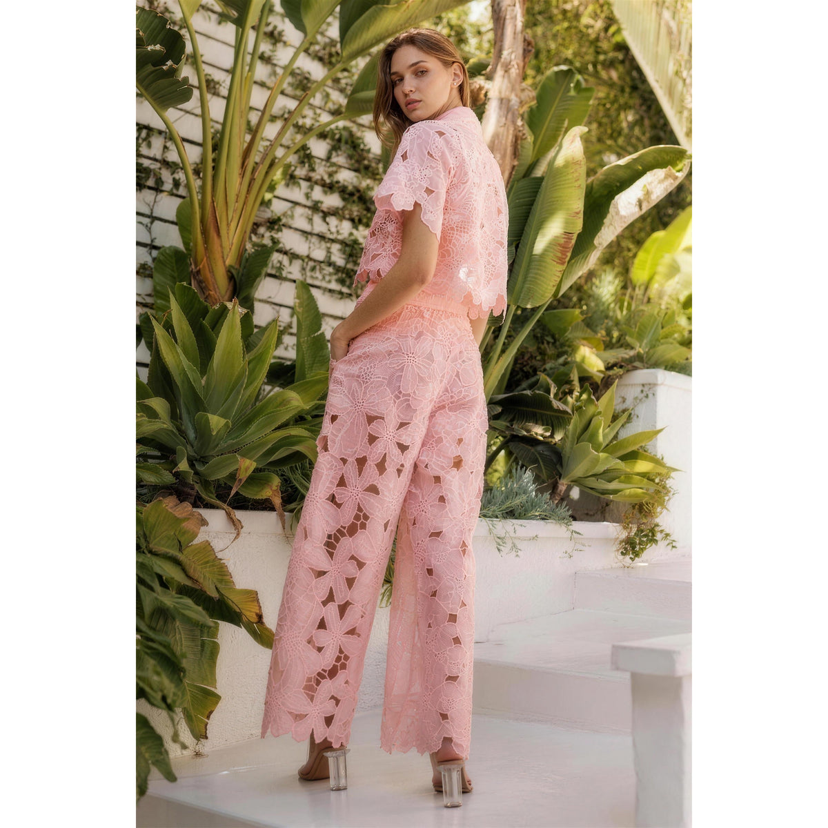 Damen-Zweiteiler – Crop-Top und hochtaillierte Palazzo-Hose für den Sommer-HauteBerlin