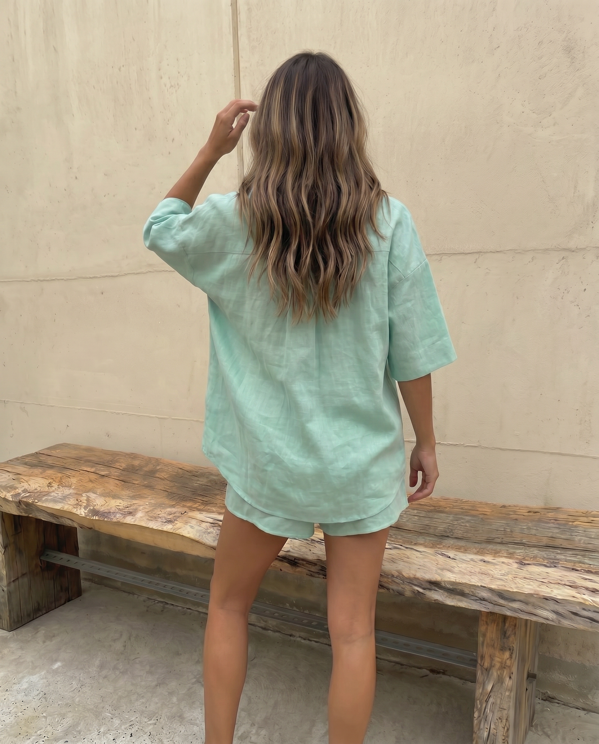 Damen-Zweiteiler – Oversize-Leinenhemd und Shorts für den Sommer-HauteBerlin