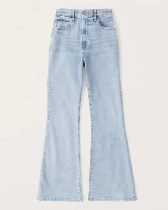 Flared Jeans | Blau | Denim | Hochtaillierte Jeans | Damenjeans-HauteBerlin