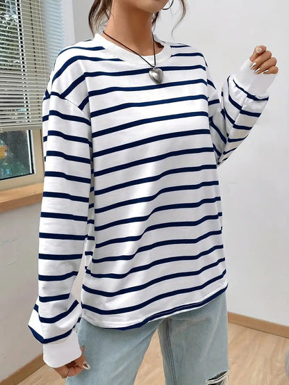 Gestreiftes Sweatshirt – Lässiger Oversize-Pullover für Frauen-HauteBerlin