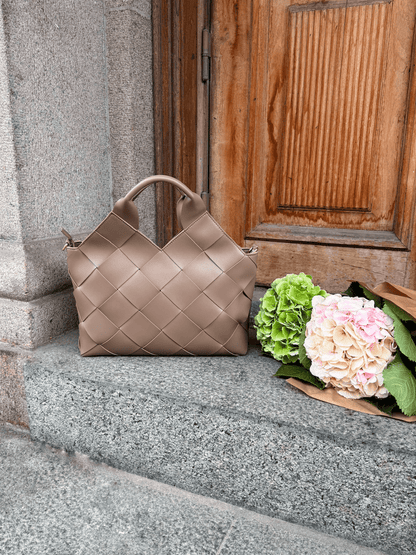 Gewebte Handtasche – groß – strukturiert – Tragetasche-HauteBerlin