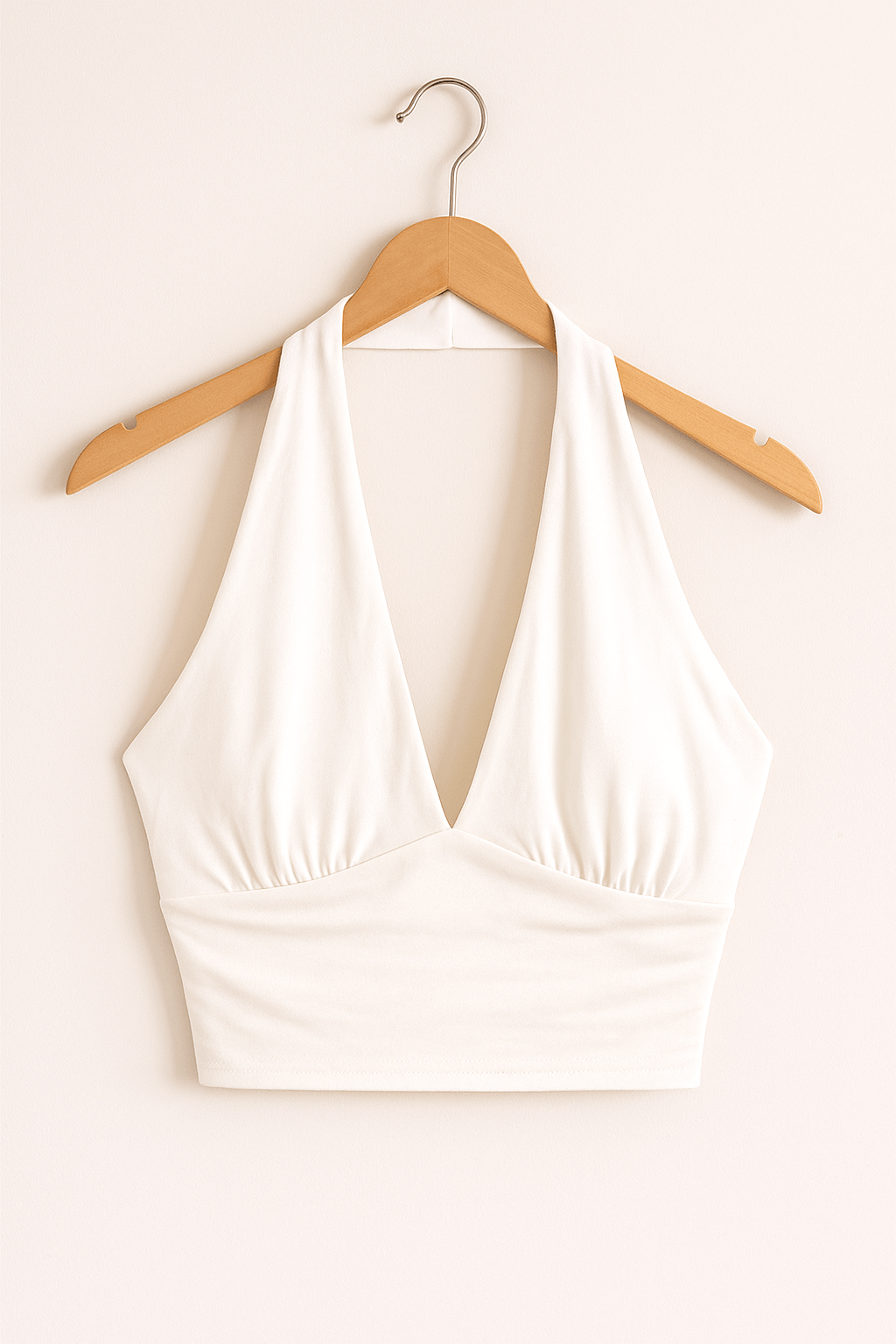 Halterneck-Top | V-Ausschnitt | Schmal geschnitten | Crop-Top | Damenoberteil-HauteBerlin
