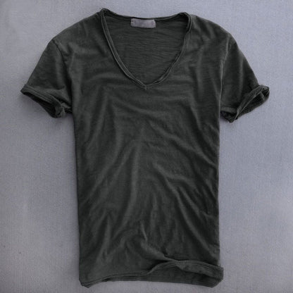 Herren-T-Shirt | Baumwolle | Leicht | T-Shirt mit V-Ausschnitt | Herrenbekleidung-HauteBerlin