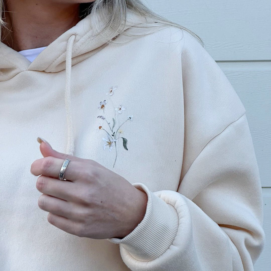 Hoodie Damen | Creme Blumenprint | Bestickt Oversized-HauteBerlin