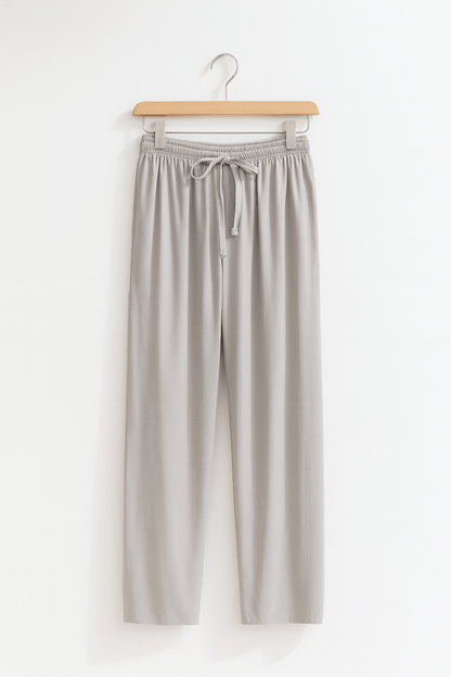 Hose mit Kordelzug – Elastischer Bund – Verkürzt – Gerade geschnittene Hose – Damenhose-HauteBerlin