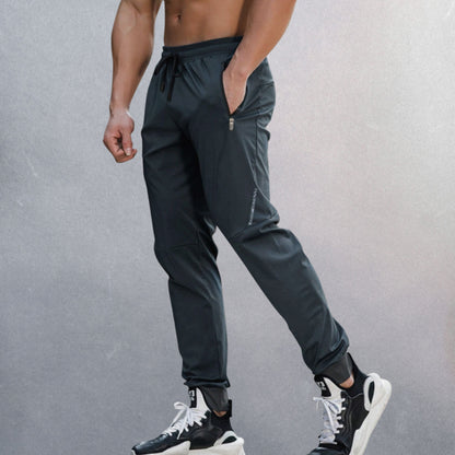 Jogginghose – Kordelzug – Leicht – Jogginghose – Activewear für Männer-HauteBerlin
