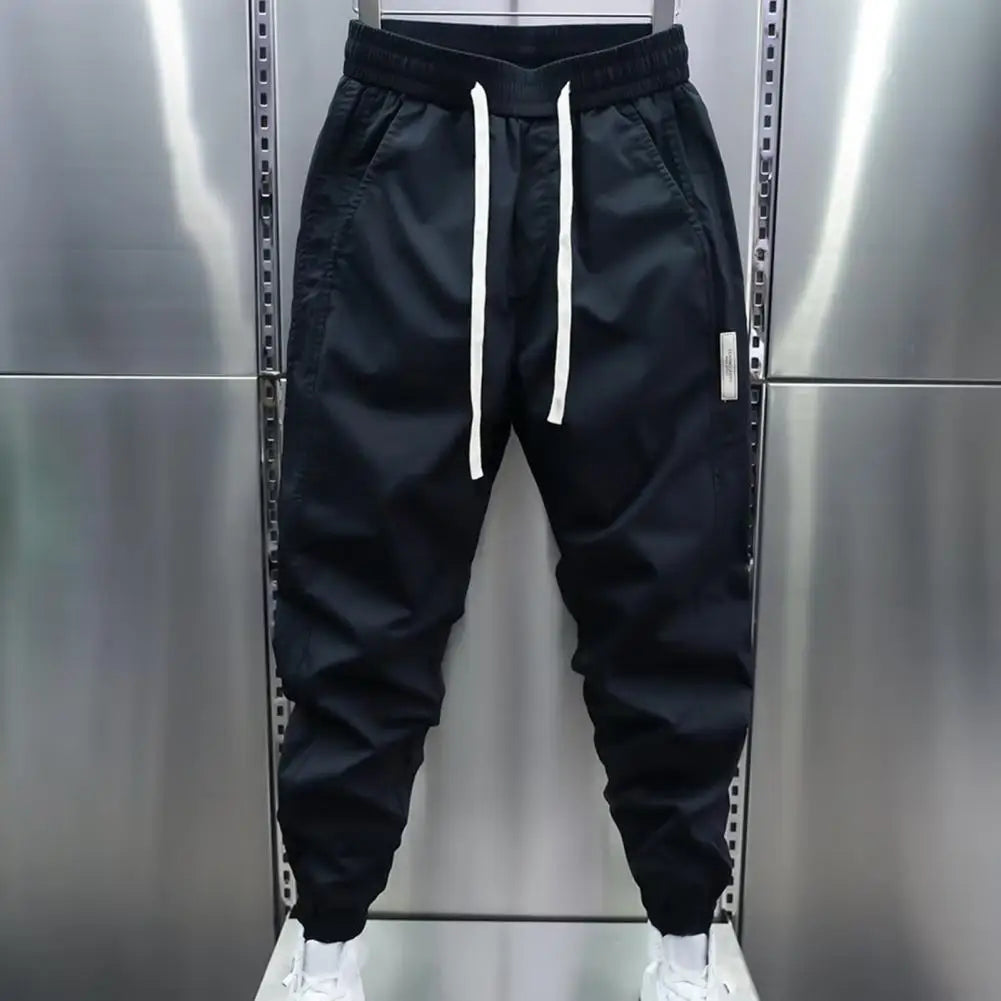 Jogginghose – Leichte Jogginghose mit Kordelzug für Männer-HauteBerlin