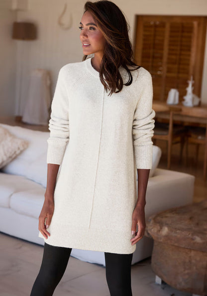Jumperkleid – Langarm – Locker geschnitten – Langer Pullover – Damenstrickmode-HauteBerlin