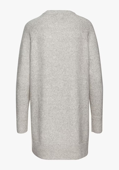 Jumperkleid – Langarm – Locker geschnitten – Langer Pullover – Damenstrickmode-HauteBerlin