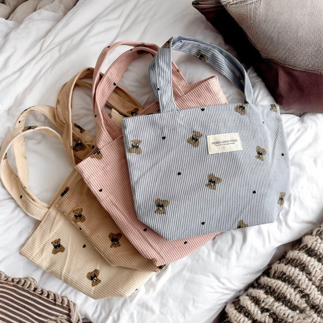 Kosmetiktasche | Cord Teddy Print | Shopper oder Schminktasche-HauteBerlin