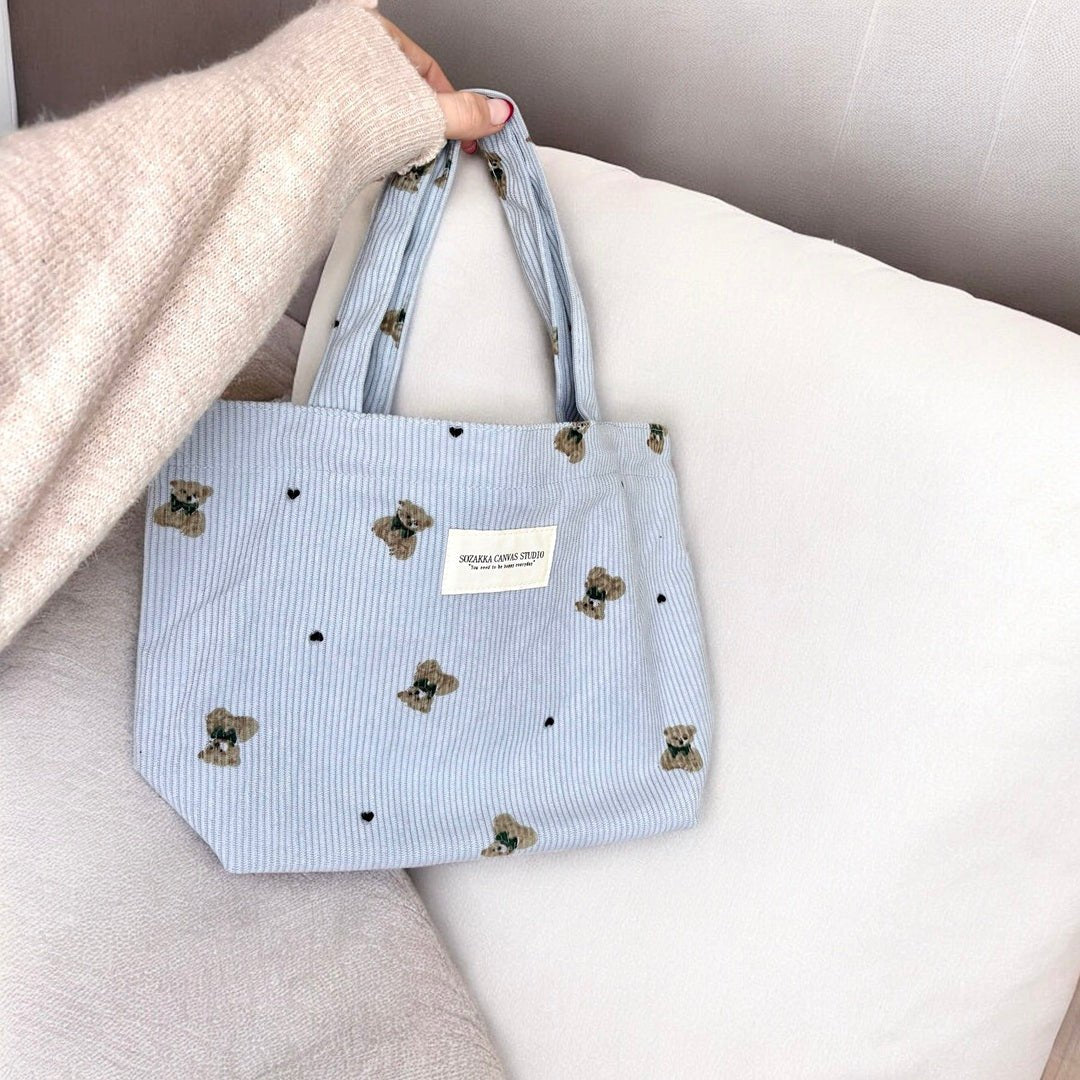 Kosmetiktasche | Cord Teddy Print | Shopper oder Schminktasche-HauteBerlin