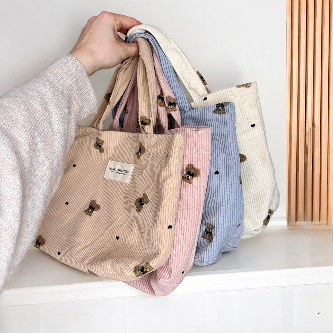 Kosmetiktasche | Cord Teddy Print | Shopper oder Schminktasche-HauteBerlin