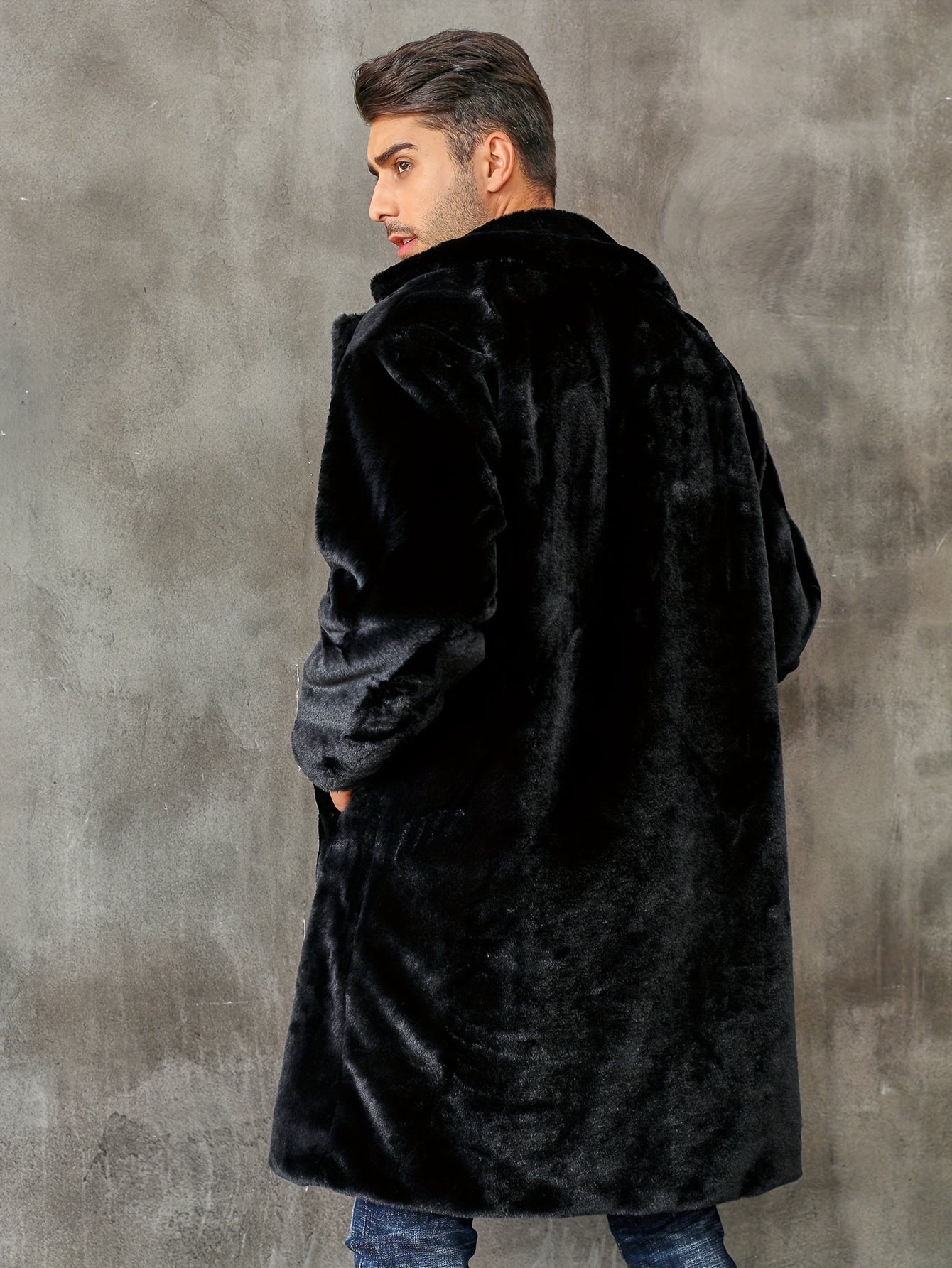 Kunstpelzmantel - Flauschiger mittellanger Kunstpelz-Wintermantel für Männer-HauteBerlin