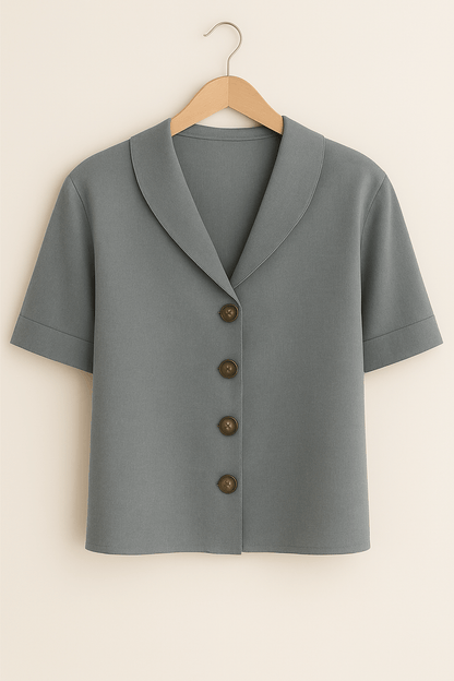 Kurzarm-Bluse | Kragen | V-Ausschnitt | Button-Up Bluse | Damenbluse-HauteBerlin