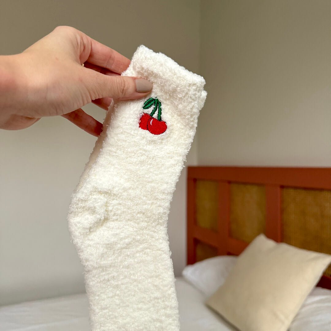 Kuschelsocken Damen | Früchte Stickerei | 3 Paar Flauschig-HauteBerlin
