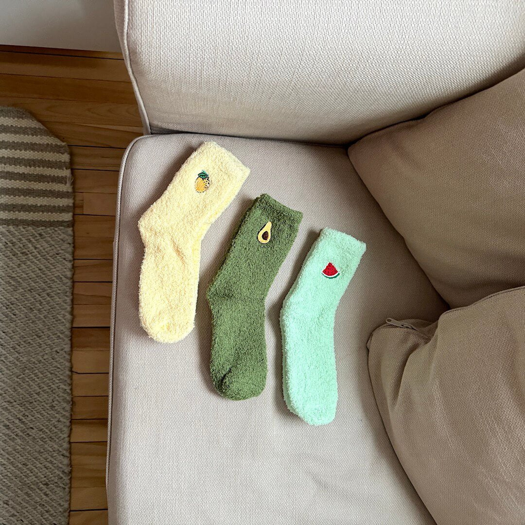 Kuschelsocken Damen | Früchte Stickerei | 3 Paar Flauschig-HauteBerlin