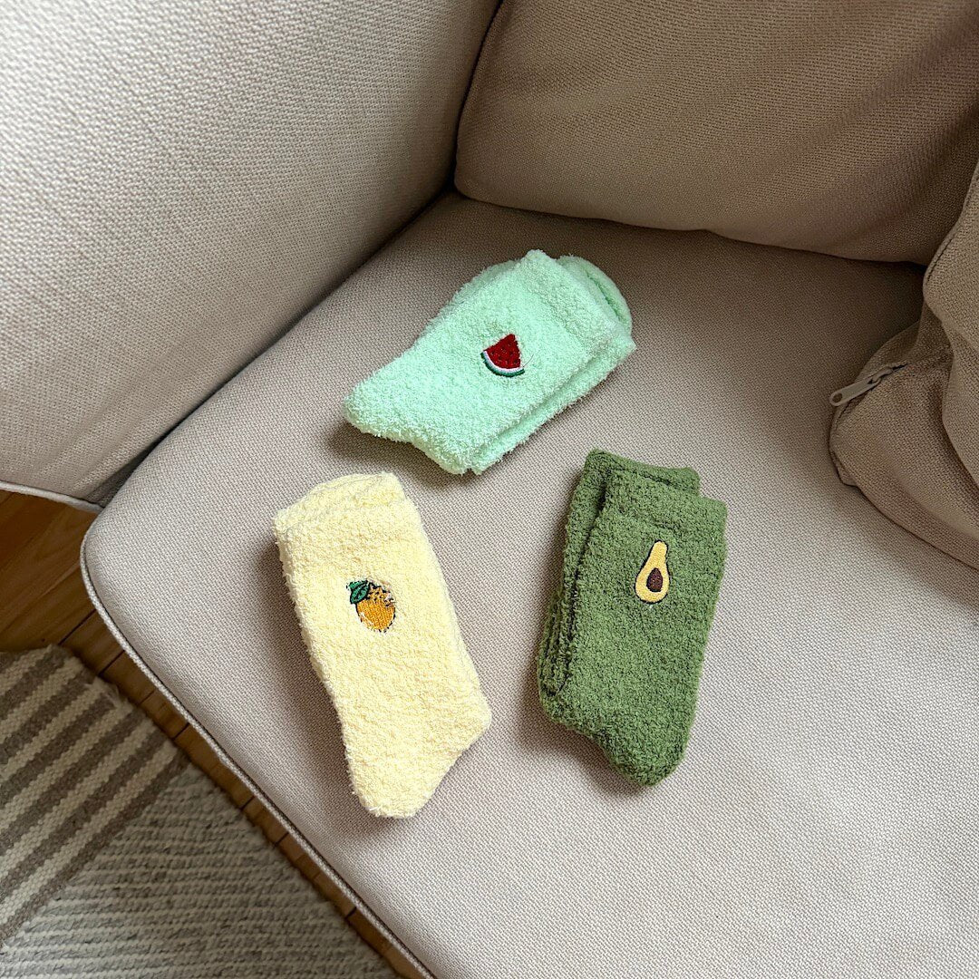 Kuschelsocken Damen | Früchte Stickerei | 3 Paar Flauschig-HauteBerlin