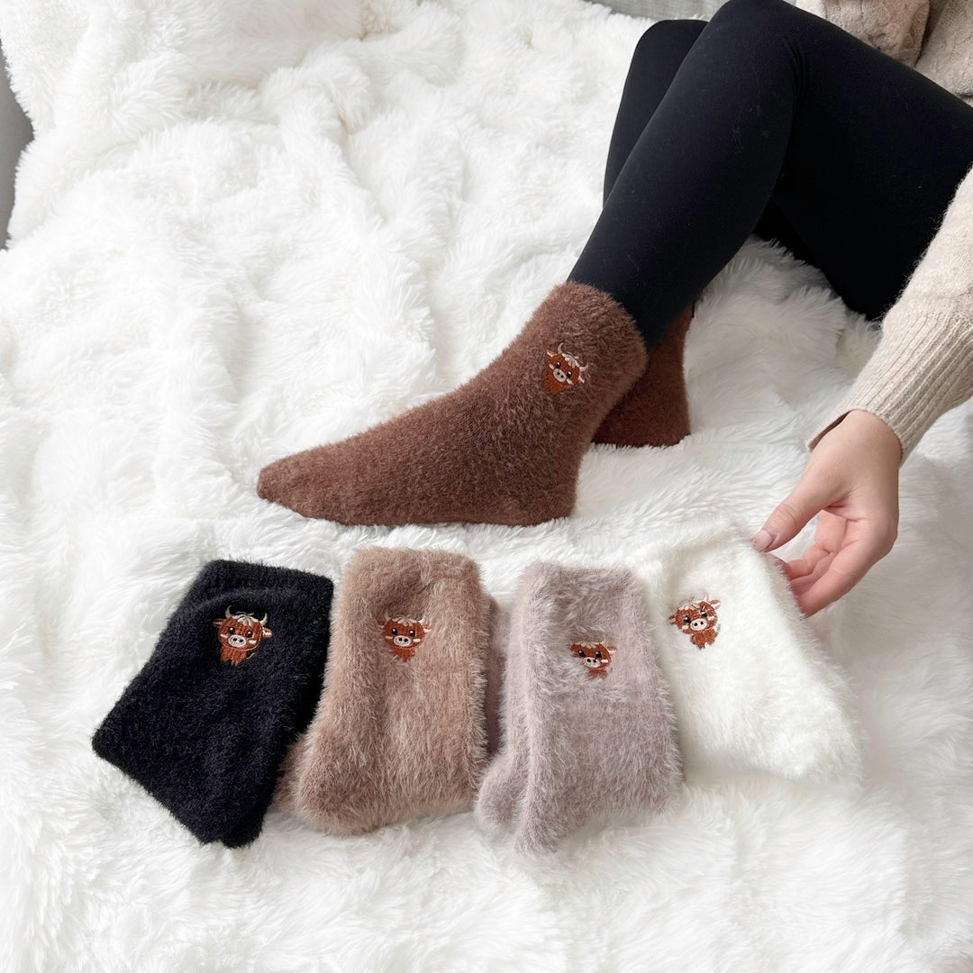 Kuschelsocken Damen | Fünferpack | Flauschig | Highland Kuh Stickerei-HauteBerlin
