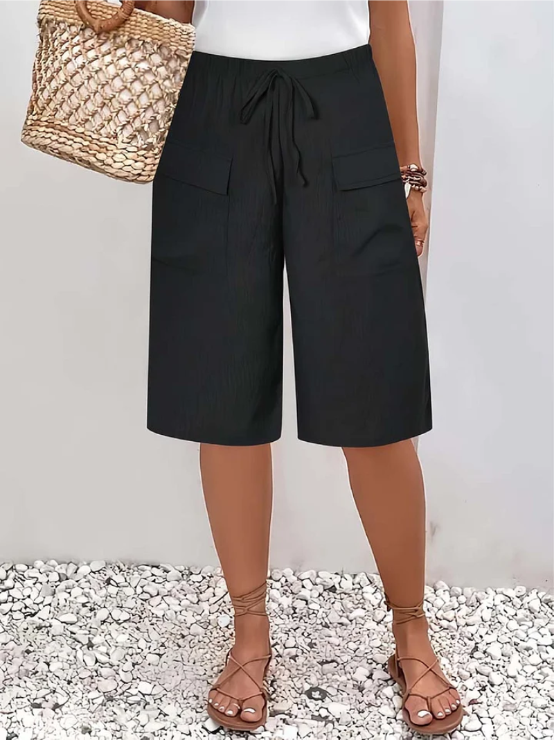Lange Shorts – Lässige, locker sitzende Caprihose für Damen-HauteBerlin