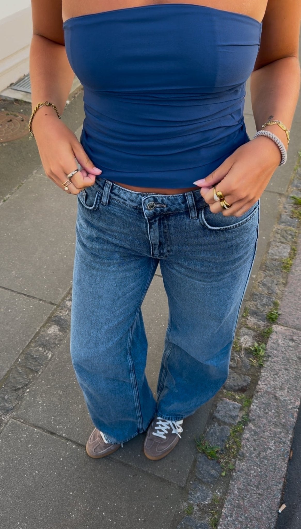 Loose Fit Jeans – Damenjeans mit normaler Leibhöhe und geradem Bein-HauteBerlin
