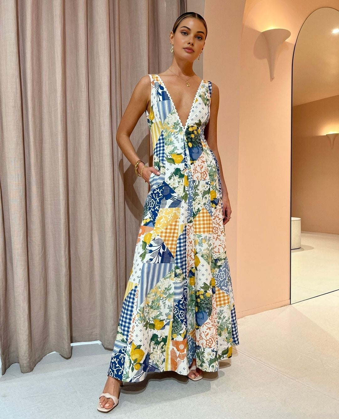 Maxikleid | Ärmellos | Patchwork | V-Ausschnitt | Sommerkleid-HauteBerlin