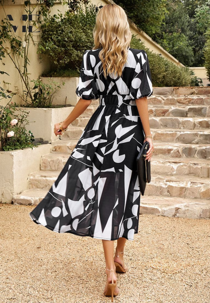 Midikleid | Sommer | Puffärmel | Blumenprint-HauteBerlin