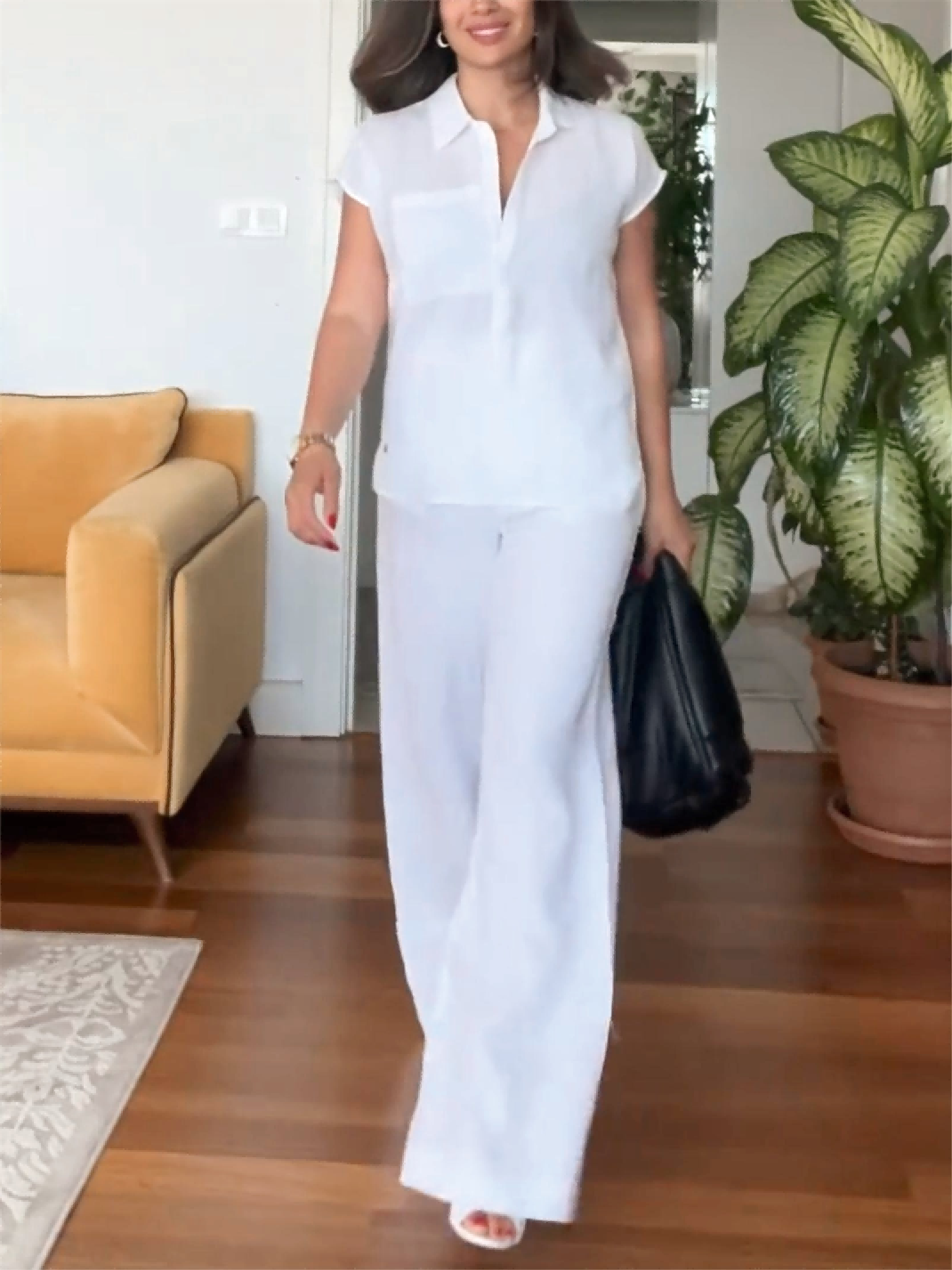 Oberteil und Hose mit weitem Bein – Zweiteiliges Leinen-Set für Damen für den Sommer-HauteBerlin