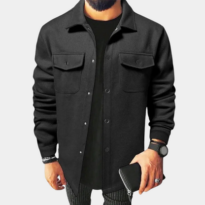 Overshirt – Herrenhemdjacke mit Knöpfen und Brusttaschen-HauteBerlin