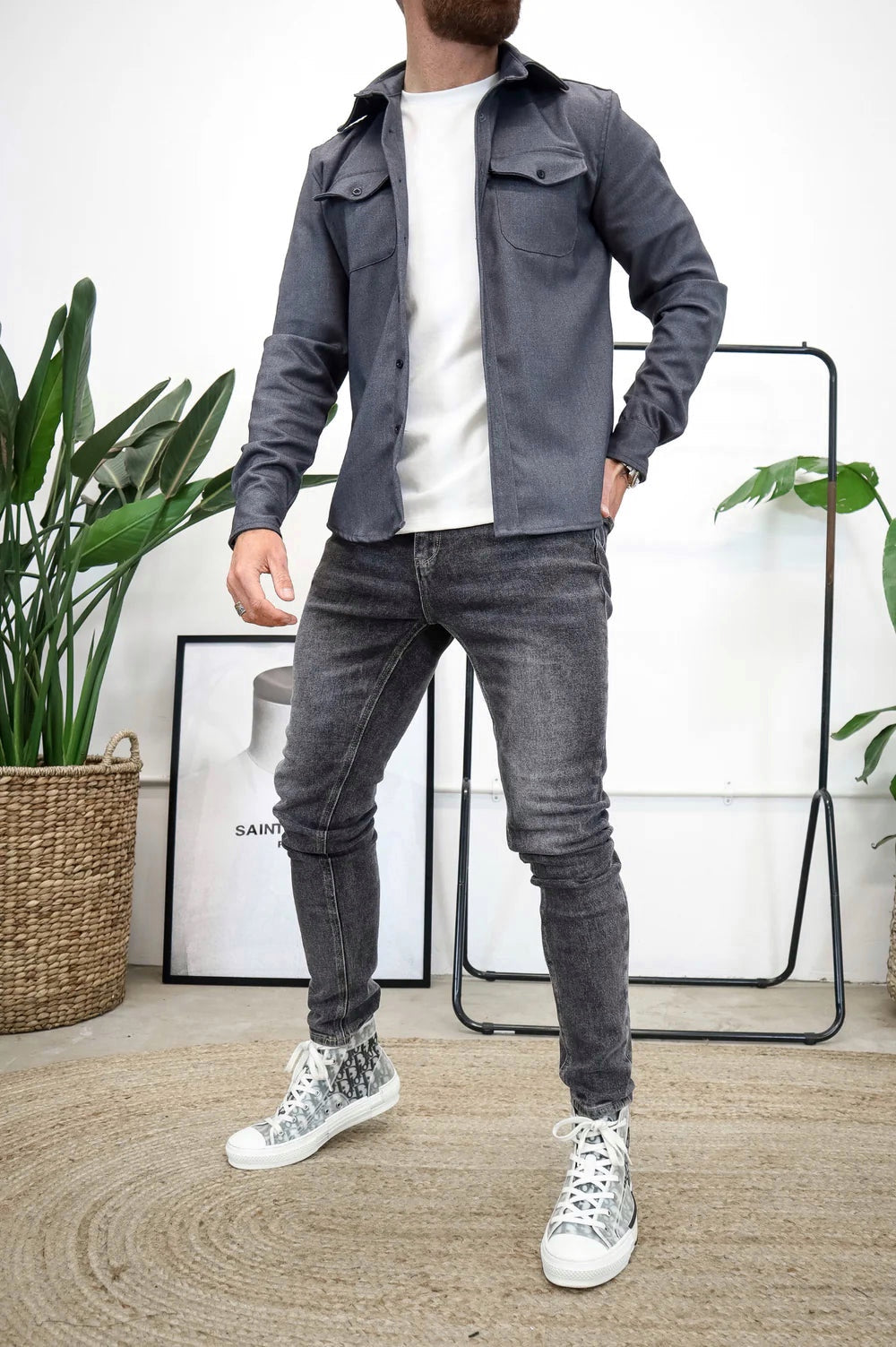 Overshirt – Langärmliges Herrenhemd mit Brusttaschen und Knöpfen-HauteBerlin