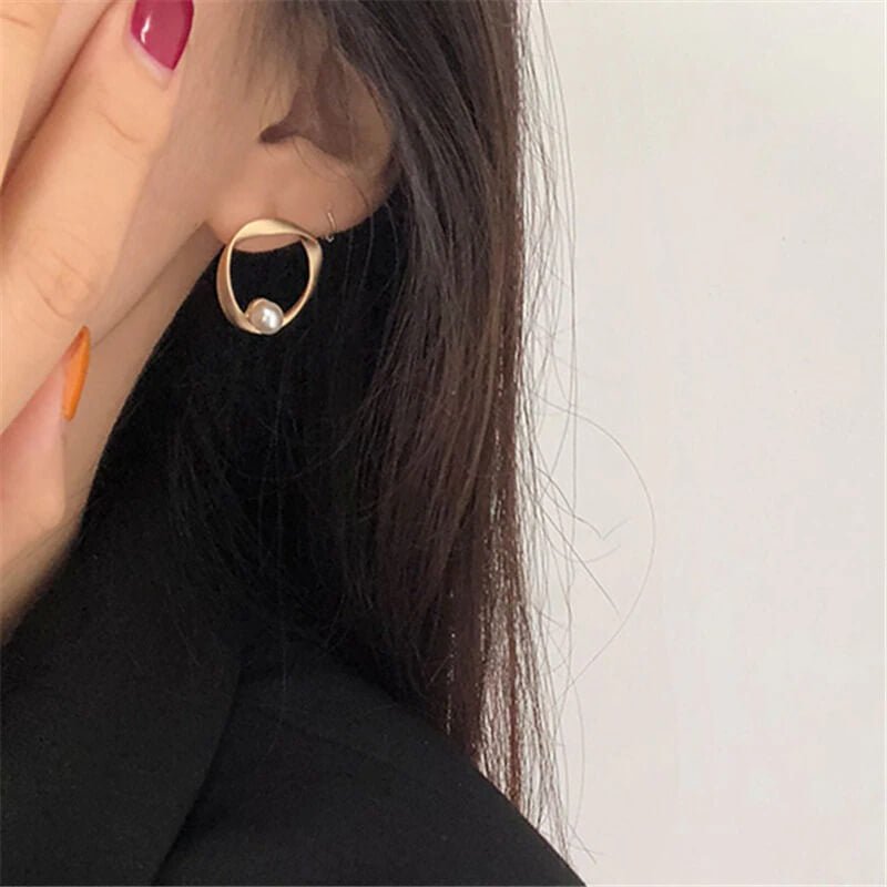 Perlenohrringe | Goldfarben Offener Ring | Minimalistisch-HauteBerlin