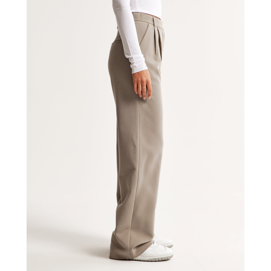 Plisseehose – Stylisch – Hohe Taille – Weite Hosenbeine – Damenhose-HauteBerlin