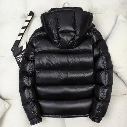 Puffer Jacke | Kurz | Mit Kapuze | Glänzende Herren-Daunenjacke | Winterjacke für Herren-HauteBerlin