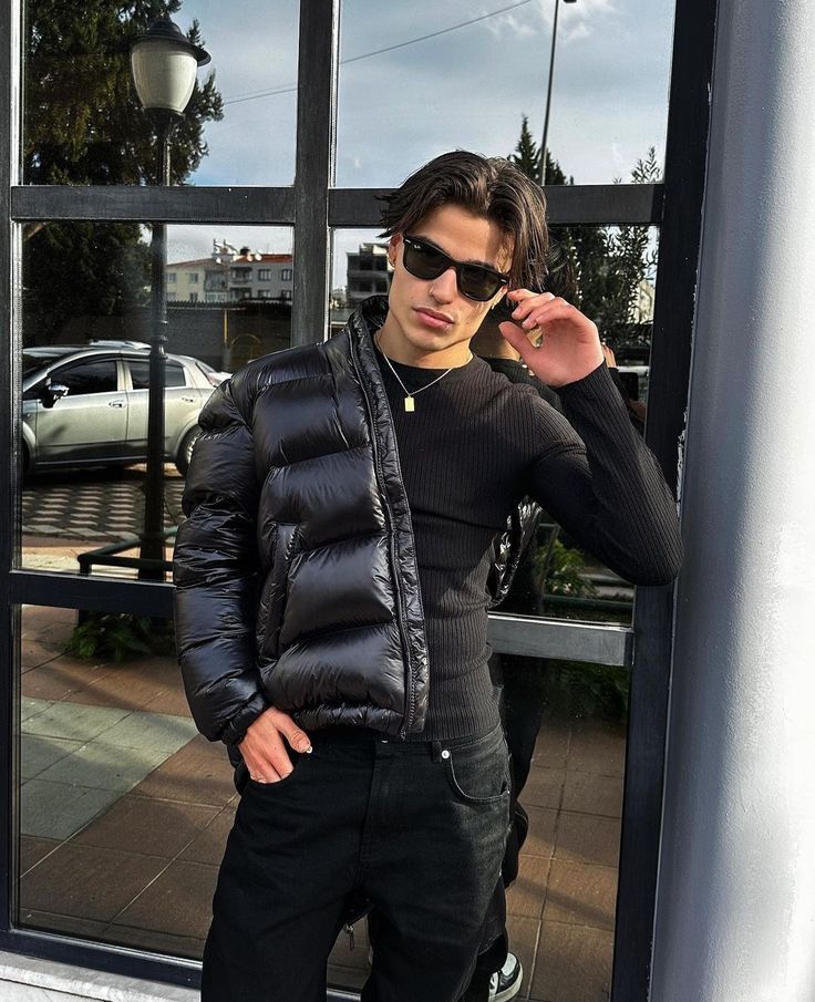 Pufferjacke – Kurze Winterjacke mit Kapuze für Herren-HauteBerlin