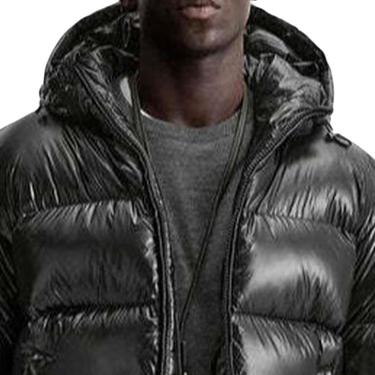 Pufferjacke Herren – Glänzende Steppjacke mit Kapuze in Schwarz oder Armeegrün-HauteBerlin