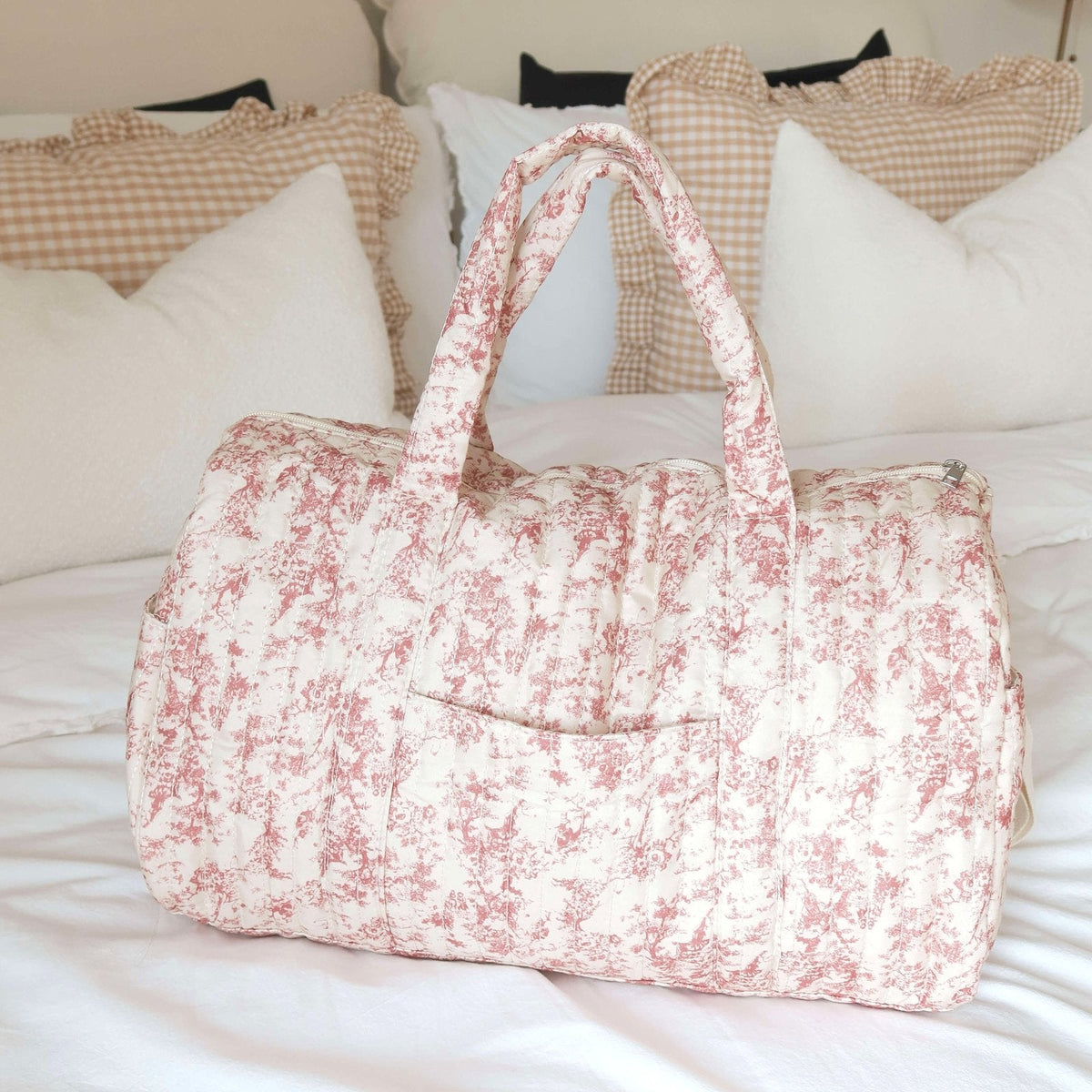 Reisetasche Damen | Gesteppt mit Blumen | Groß Weekender-HauteBerlin