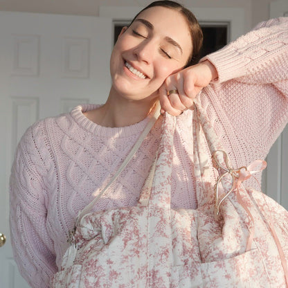 Reisetasche Damen | Gesteppt mit Blumen | Groß Weekender-HauteBerlin