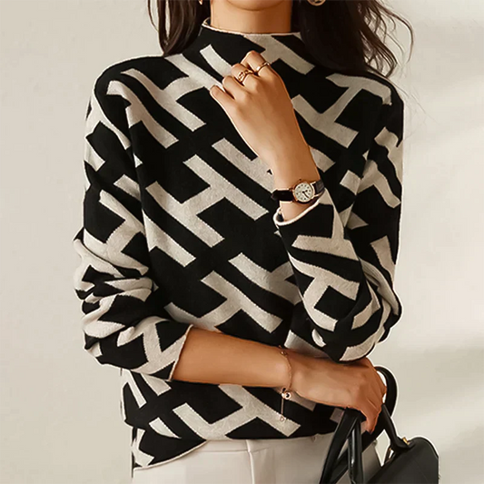 Rollkragenpullover – Damenpullover mit hohem Kragen in Schwarz und Weiß-HauteBerlin