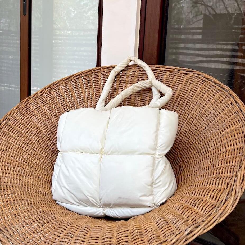 Schultertasche Damen | Puffer Gesteppt | Groß Wattiert-HauteBerlin